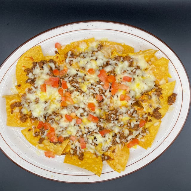 Nachos Con Carne.